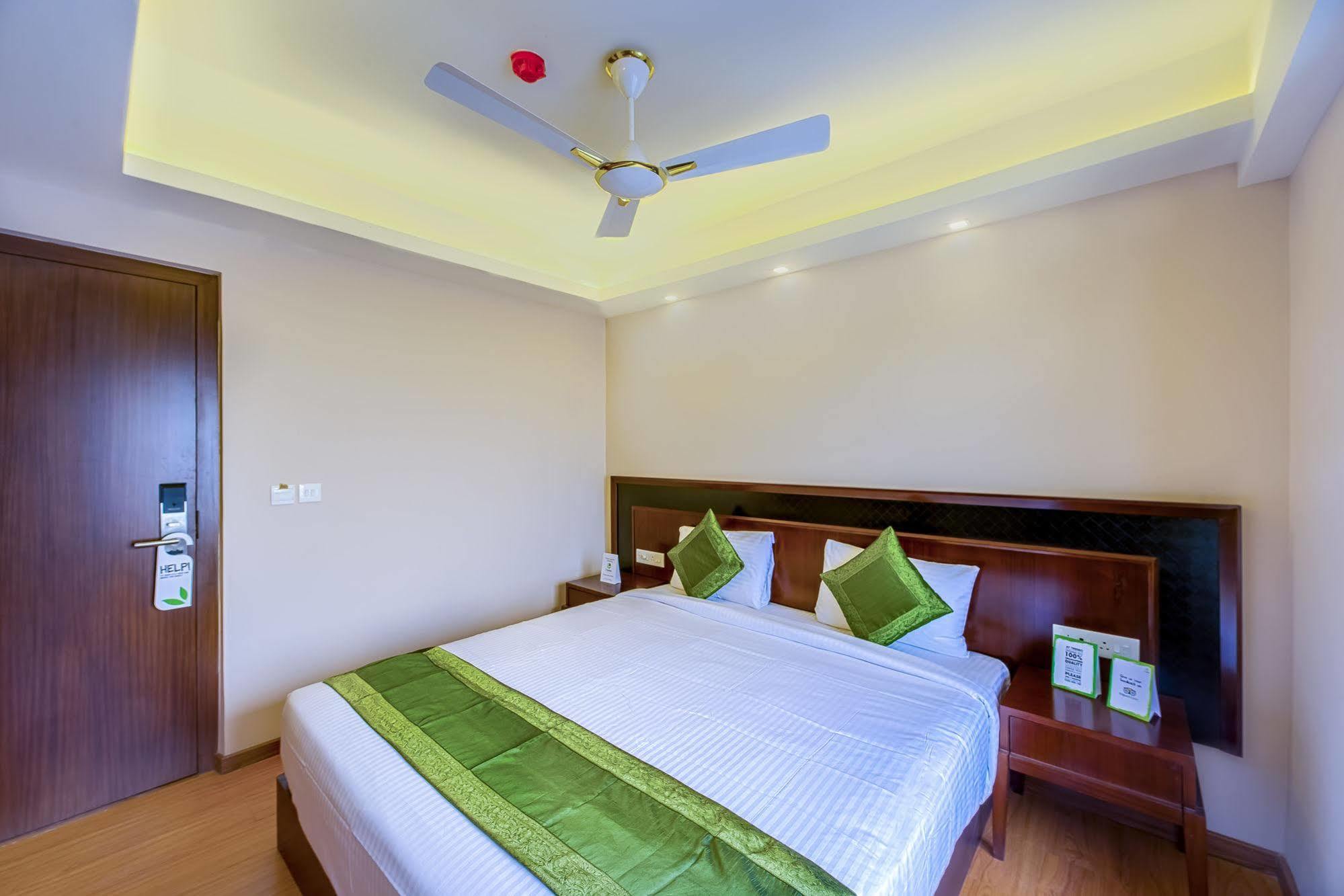 Treebo Vedanta Hotel Kolkata Exterior photo
