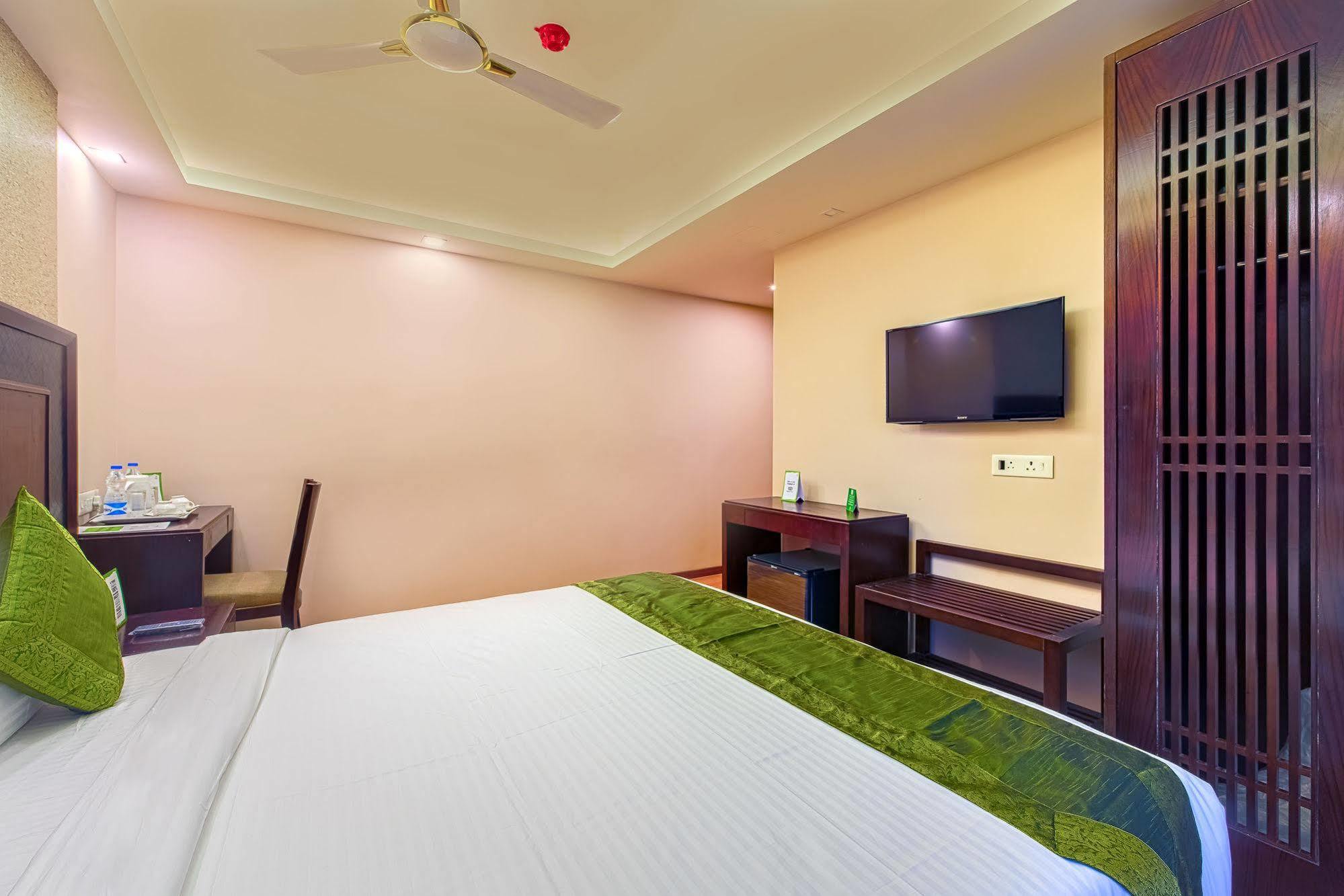 Treebo Vedanta Hotel Kolkata Exterior photo